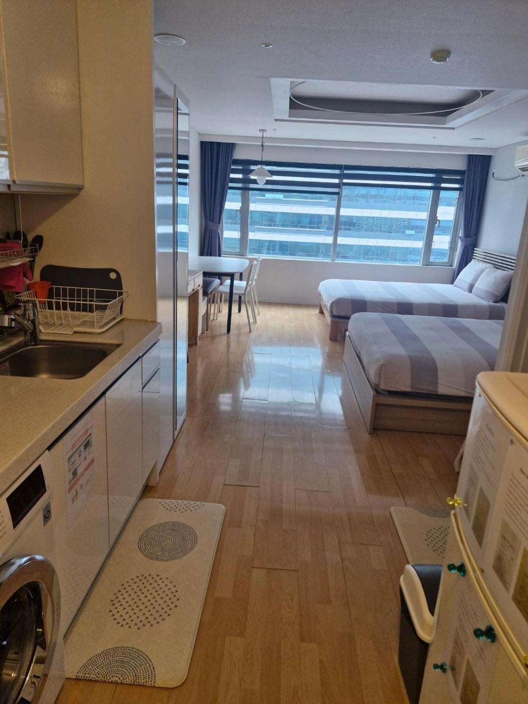 Hongdae Residence 3 - 1Min From Hongik Uni Station Exit #1 Seul Esterno foto